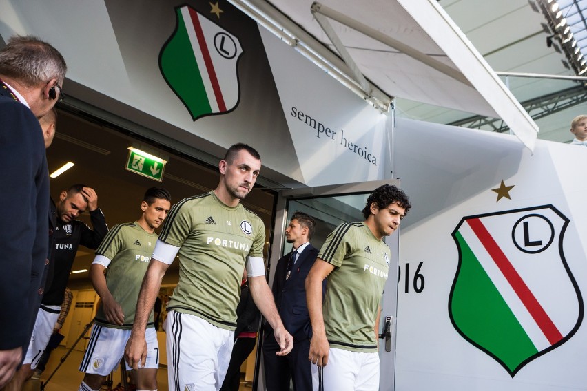 19.07.2016 warszawa ulica lazienkowska 3 stadion legii...