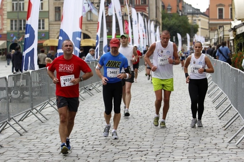 Maraton Wrocław - ZDJĘCIA - zawodnicy z numerami 3401 - 3600