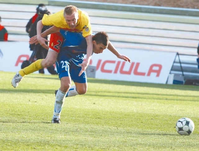 Tak Dariusz Jarecki i inni jagiellończycy walczyli z Ruchem rok temu, kiedy pokonali w Białymstoku Niebieskich 1:0. Jeśli zwyciężą także w piątek, utrzymanie w ekstraklasie stanie się faktem.