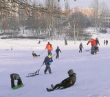 Ferie w teatrze, bibliotece albo na górce. PROPOZYCJE