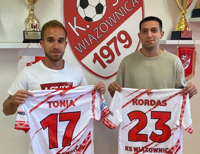Maciej Tonia i Kornel Kordas nadal będą grać w klubie  Wiązownicy