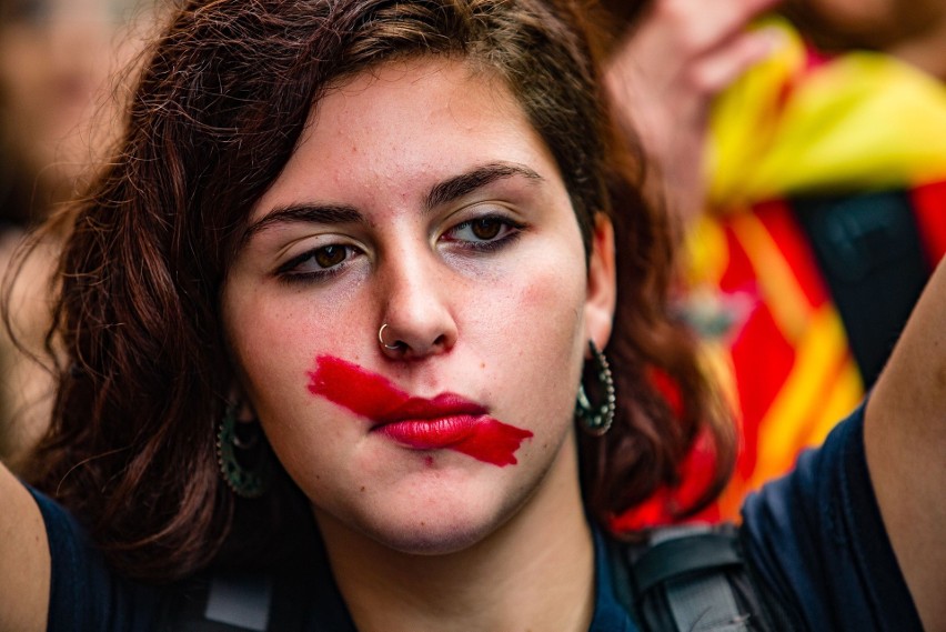 Hiszpania: Strajk generalny w Katalonii. Protesty przeciwko brutalności policji [ZDJĘCIA] [WIDEO]
