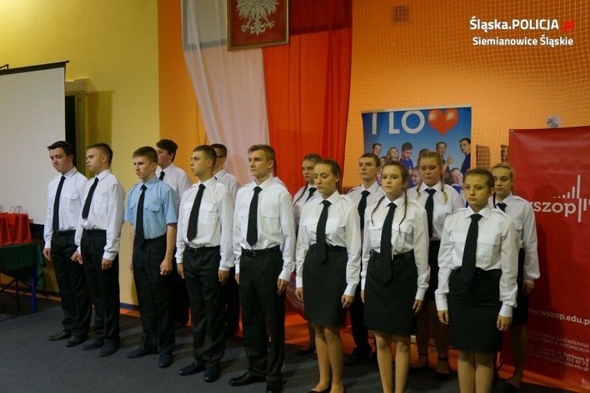 Siemianowice Śląskie: Ślubowanie uczniów klasy mundurowej