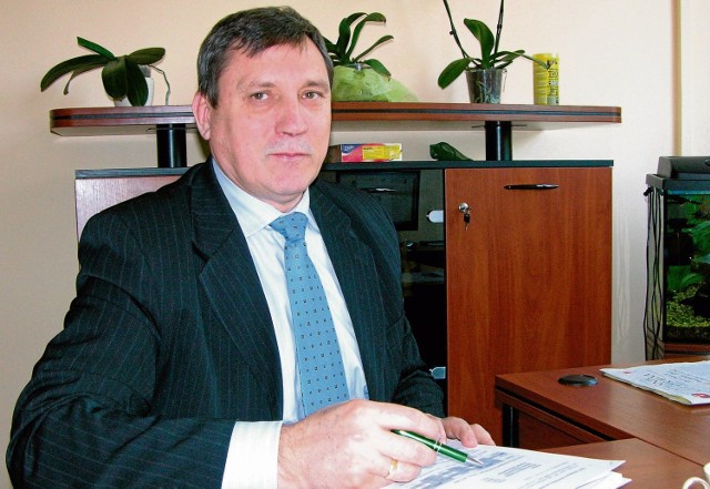 Łowiczanie twierdzą, że obywatele Ukrainy zabierają im pracęRyszard Pawlewicz, dyrektor PUP w Skierniewicach, twierdzi,że w ciągu roku liczba pracowników z Ukrainy podwoiła się