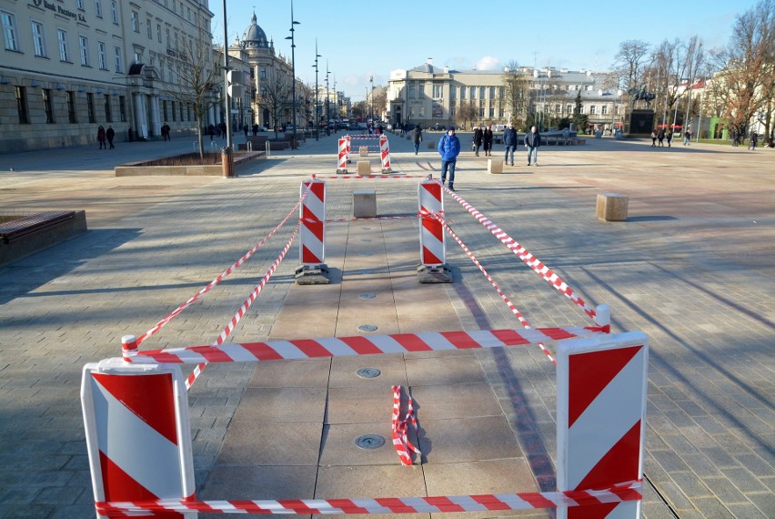 Plac Litewski w Lublinie. Kolejne fontanny uszkodzone (ZDJĘCIA)