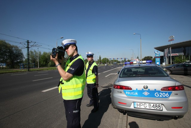 Do końca czerwca policja zatrzymała już 3457 praw jazdy za przekroczenie prędkości