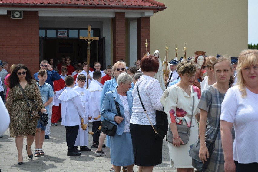 Maków Mazowiecki. Boże Ciało 2022. Procesja w parafii pw. Św. Brata Alberta. 16.06.2022