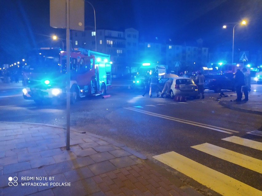 Wypadek na skrzyżowaniu ulic Pileckiego, Kołłątaja i...