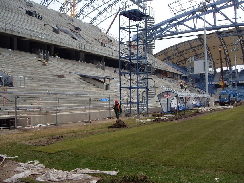 Budowa stadionu od środka. Zobacz zdjęcia