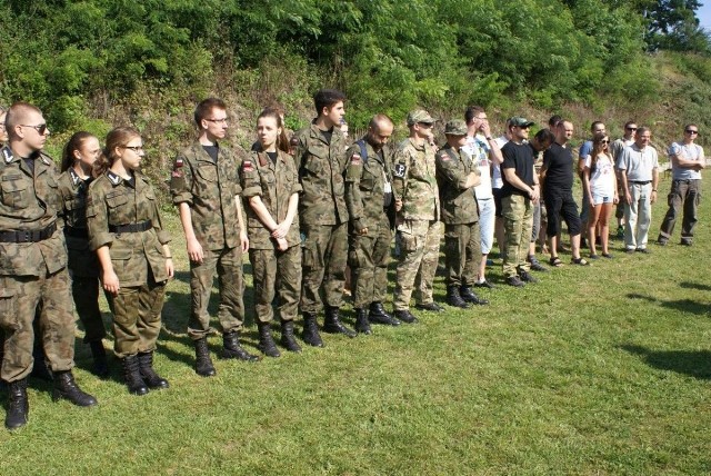 W zawodach strzeleckich w Jędrzejowie wzięło udział aż 48 zawodników z Jędrzejowa, Kielc i Pińczowa.