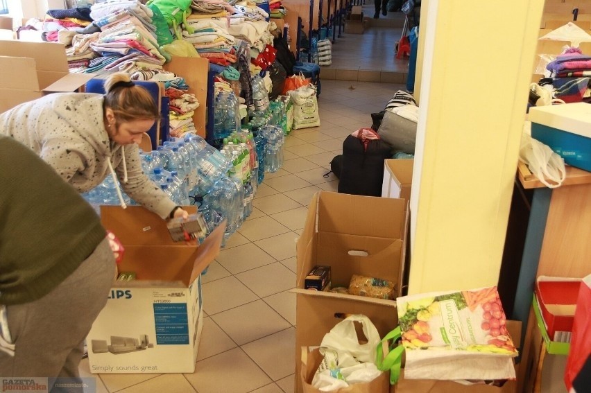 We Włocławku trwa wiele zbiórek dla uchodźców z Ukrainy,...