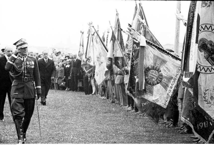 1937-08-08 - XIV Zjazd Legionistów w Krakowie - Uroczystości...