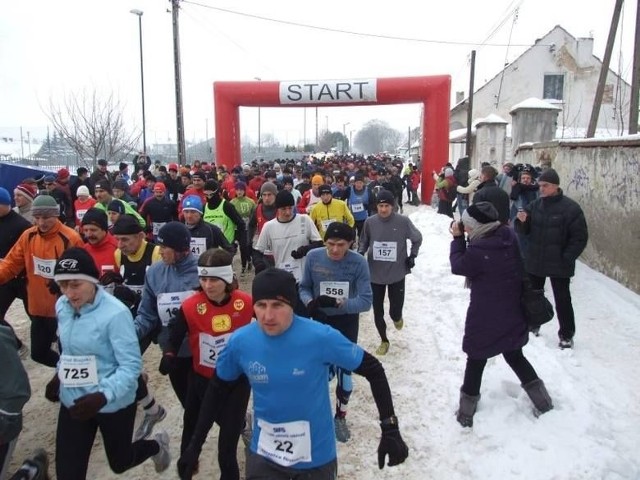 W przeszłości biegacze zmagali się w Strzelcach Opolskich nie tylko z 15 km, ale także zimą.