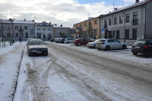 Efekty rewitalizacji Rynku w tej chwili częściowo przykrywa śnieg