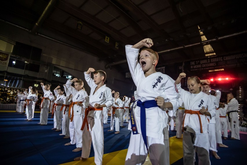 Mistrzostwa Świata Karate w Kielcach. Fantastyczne popisy młodzieży z Kielc i regionu
