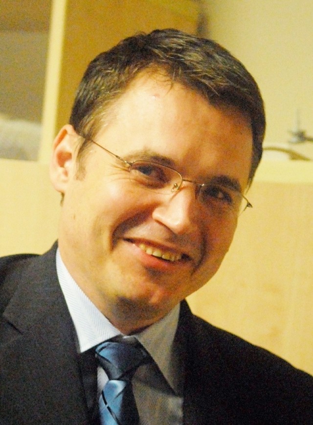 Janusz Kubicki urodził się w 1969 roku, od 2006 roku jest prezydentem Zielonej Góry