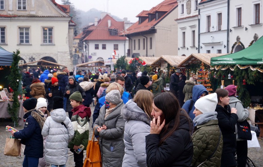 Regionalnie i ze smakiem. Jarmark Świąteczny w Kazimierzu Dolnym od lat ma powodzenie u mieszkańców Lubelszczyzny. Zobacz