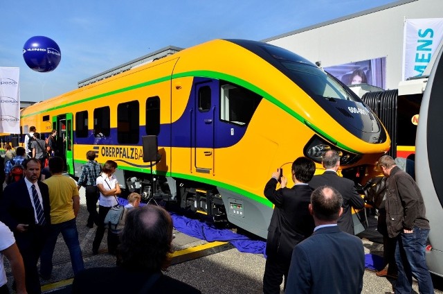 Pesa zaprezentowała w Berlinie nowy pojazd kolejowy Link, czy takie pojadą do Brazylii?