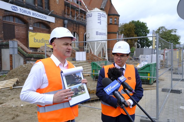 Przez stację Toruń Wschodni "przewija się" codziennie 2100 osób, przez Toruń Miasto 1700