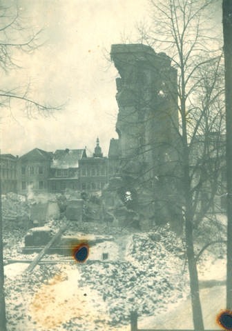 Ostatni fragment kościoła pojezuickiego, zburzonego w 1940...
