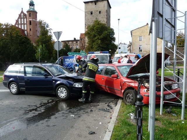 Tak kończy się jazda na pamięć, gdy lekceważy się znaki- ostrzegają żarscy policjanci