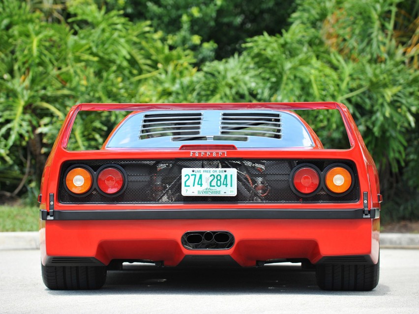 Ferrari F40...