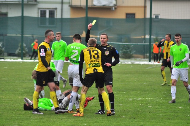Mecz derbowy pomiędzy Siarka Tarnobrzeg i Stalą Stalowa Wola zakończył się remisem 2:2
