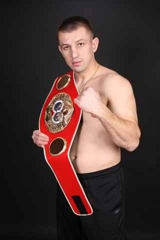 Tomasz Adamek pnie się po szczeblach bokserskiej kariery
