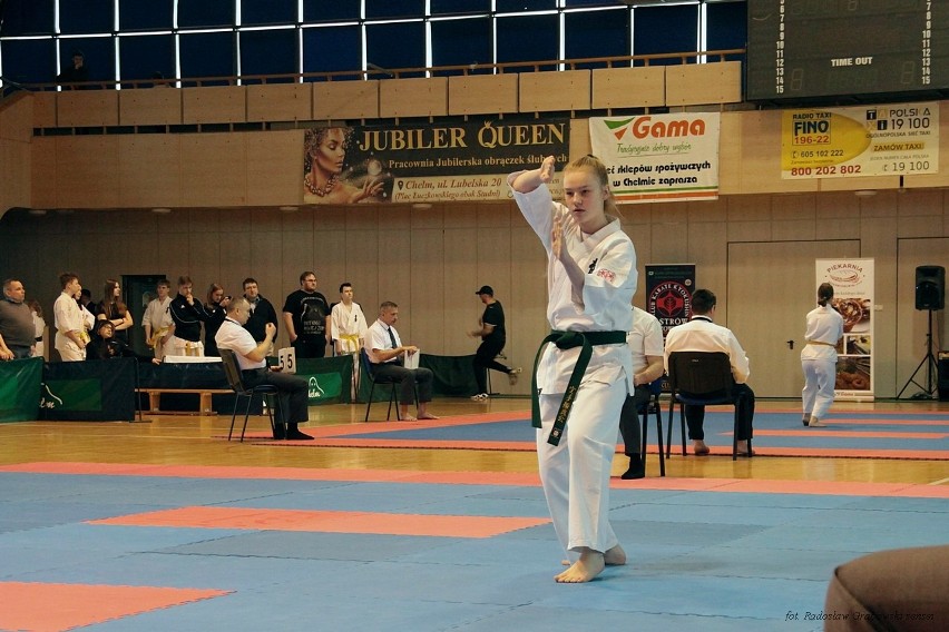 Ostrów Mazowiecka. Karatecy walczyli w Chełmie, 8.03.2020. Wywalczyli cztery medale. Zobaczcie zdjęcia