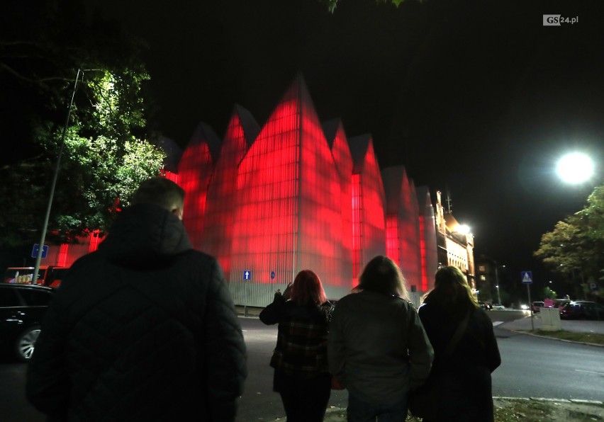 Wizualizacje na budynku filharmonii na zakończenie festiwalu MDF [ZDJĘCIA, WIDEO]