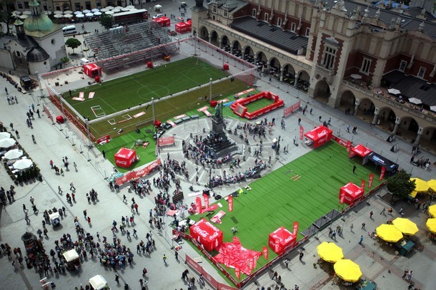 Finał Coca-Cola Cup 2013 odbędzie się na krakowskim Rynku!
