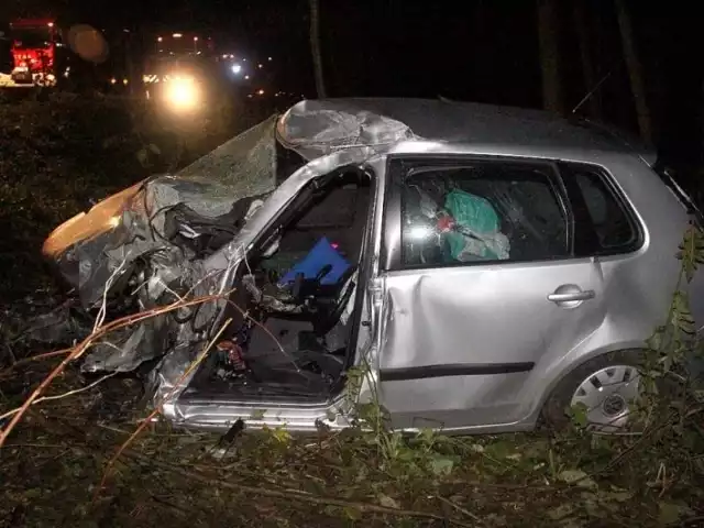 zderzenie volkswagena polo z cysterną