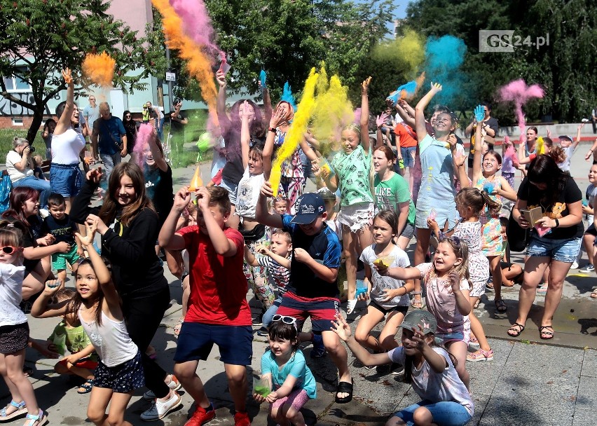 W niedzielę 11 lipca do Polic zawitał Splash of Colors -...