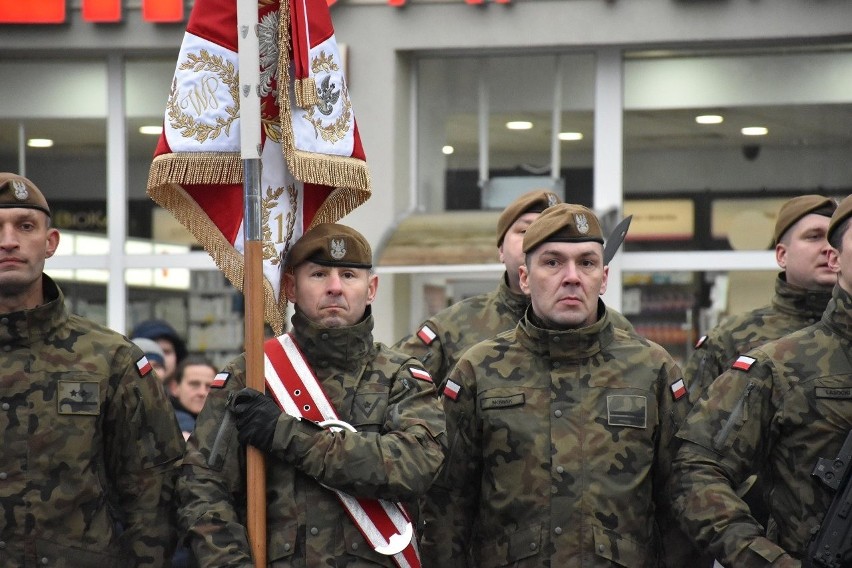 Powołania do wojska dla 200 tysięcy osób. Mężczyźni idą do armii, chociaż część ma pewne obawy. Zupełnie bezpodstawnie