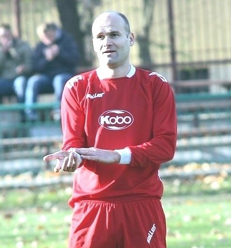 Artur Lebioda pozostanie trenerem czwartoligowych piłkarzy Sokoła Nisko.