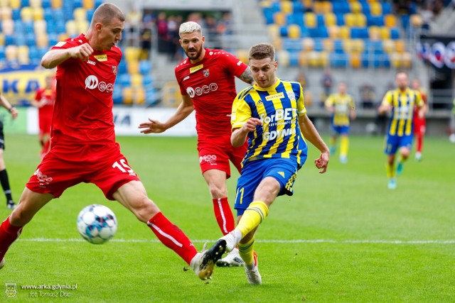 W rundzie wiosennej Arka Gdynia pokonała u siebie Odrę 3:0, a dwie bramki strzelił Hubert Adamczyk. Na jaki wynik stać dziś żółto-niebieskich w Opolu?