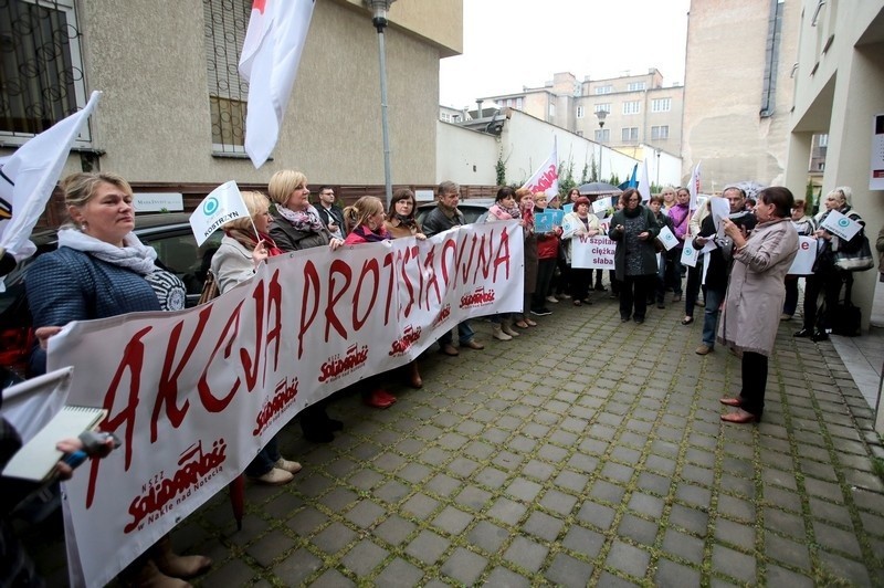 Protest pielęgniarek pod siedzibą spółki Nowy Szpital