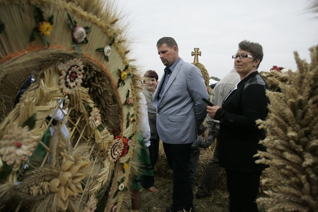 Zeszłoroczne dożynki w Swołowie. Niestety, w tym roku niektóre gminy święto odwołały, bo nie ma plonów.