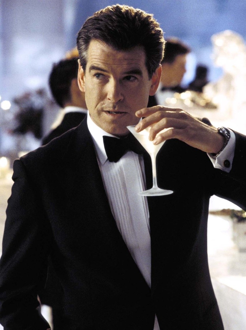 Gdy w 1995 roku stał się nowym Jamesem Bondem zyskał rangę...