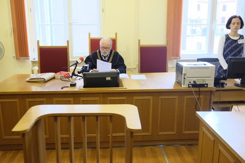 Sąd Rejonowy w Toruniu uznał dziś trenera Łukasza K. winnym...