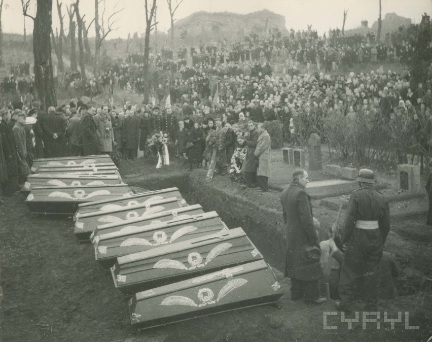 Uroczysty pogrzeb ostatnich ofiar niemieckiego obozu w...