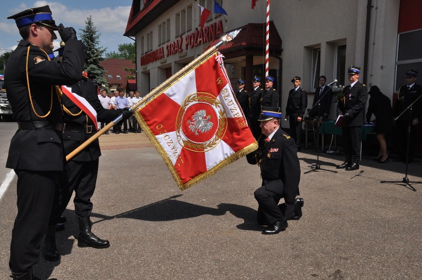 W święto strażaka wieloletni komendant bielskiej straży odszedł na emeryturę
