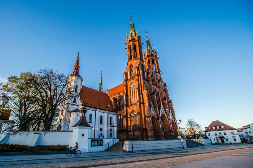 W 1945 r. została zapoczątkowana „Nowenna Opieki Matki Bożej...