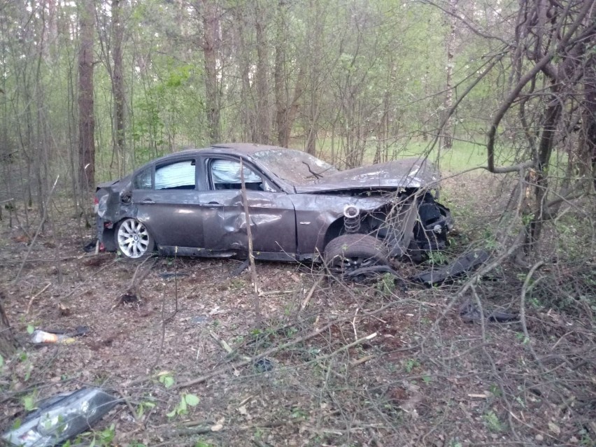 Rudniki. Wypadek BMW zablokował DK64. Na miejsce udało się...