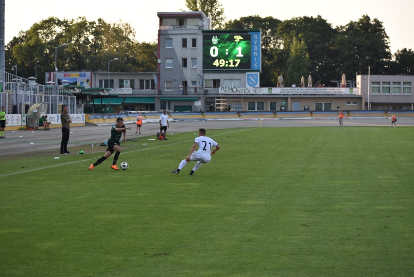 ROW Rybnik przegrał 1:2 z Górnikiem Łęczna. Kibice rozczarowani