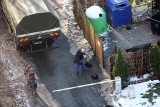 Podejrzany ładunek w śmietniku na katowickim Osiedlu Tysiąclecia. Na miejsce przyjechał patrol saperski