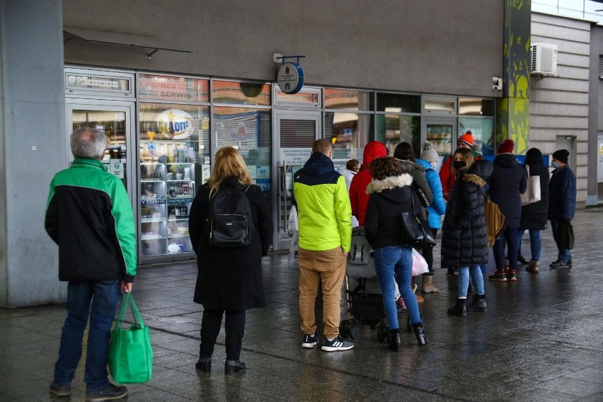 Wprowadzone zostaną zmiany w zapisywaniu biletów komunikacji...