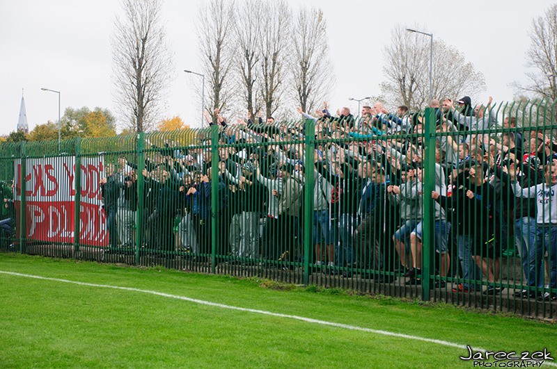 Zarówno kibice Pelikana jak i Łódzkiego Klubu Sportowego...