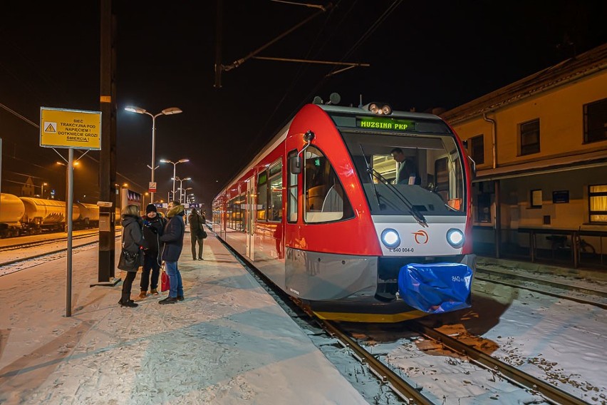 Muszyna. Pociąg do Popradu to możliwość wypadu zimowego na Słowację. Jak wygląda? [ZDJĘCIA]