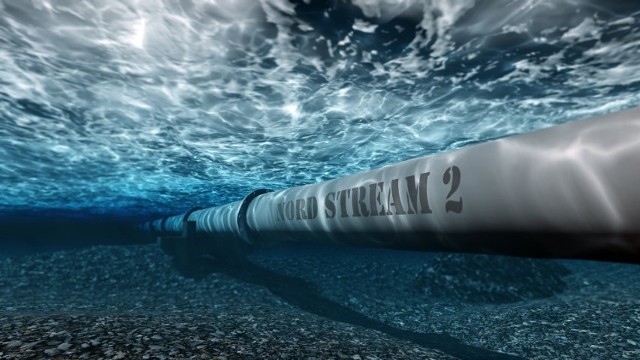 Niemiecki rząd wstrzymał w lutym proces zatwierdzania ukończonego gazociągu Nord Stream 2.